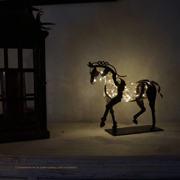 47d997ac1f05508b5beb69c837ffb14e.png Horse sculpture "Adonis"