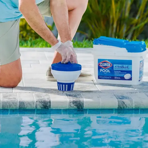 Clorox Pool&Spa XtraBlue 3′′ Chlorinating Tablets for Swimming Pools. 25lb