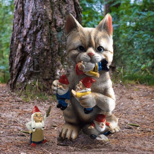 7e113c9ba642233ef963eb4cf24cea67.jpg Cat Eating Gnomes Statue