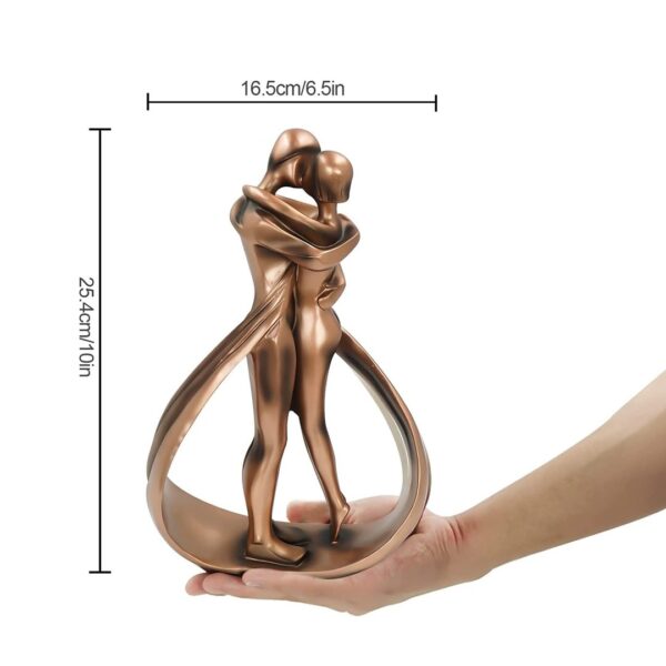 7ef1626d50914df7c9ce9c5235107166.jpg Romantic abstract passion hug kiss affectionate couple statue