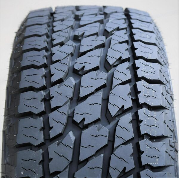 9BE25C9C-96DF-2093-37B3-CC348F2DAE64 Tire Landspider Wildtraxx A/T 275/60R20 119T XL AT All Terrain