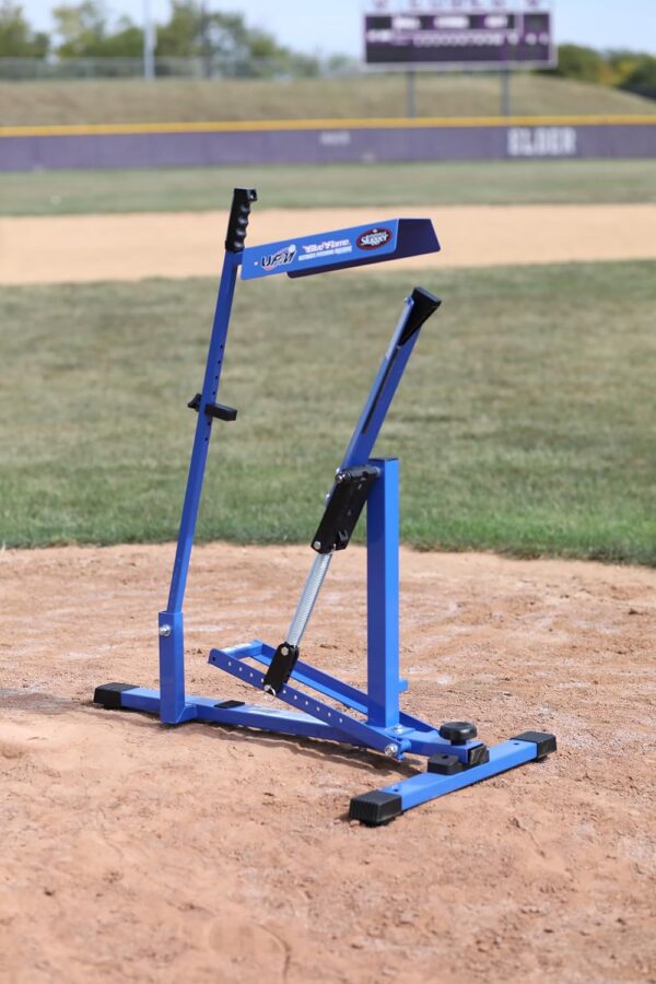 C3C62EAA-2FEF-BDC8-C9DC-D6E5F0AE03CD.jpg Louisville Slugger Blue Flame Pitching Machine