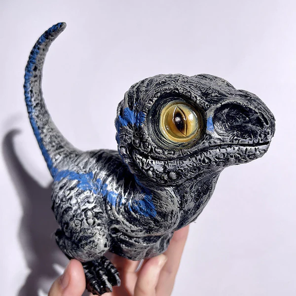 NEW BORN VELOCIRAPTOR - JURASSIC PARK/WORLD