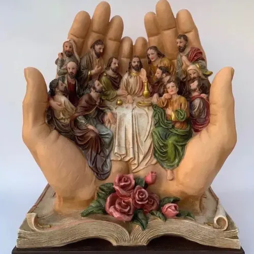 The Last Supper Statue