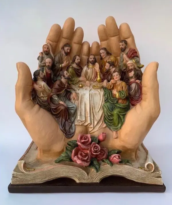 d5da420d449066a040b692d93f6d40c3.webp The Last Supper Statue