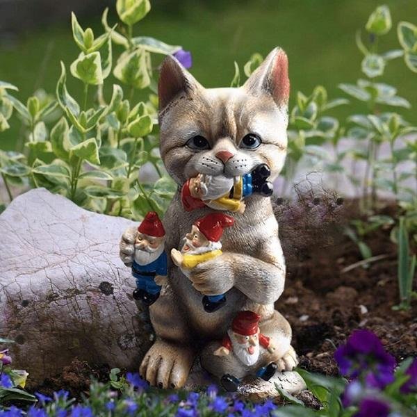 eef8e514067fa51047c43e8ab558a187.jpg Cat Eating Gnomes Statue